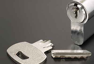 Locksmith Osseo